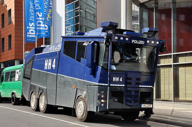 Gegendemo   005.jpg